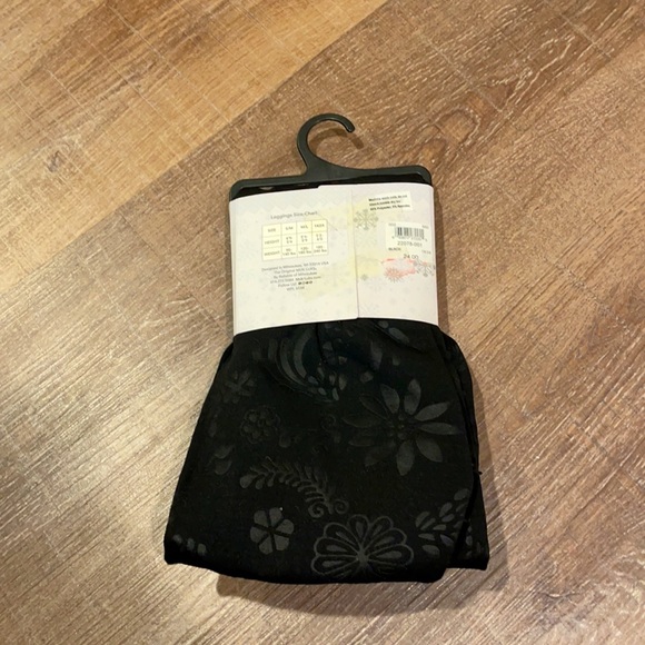 Muk Luks Fleece Lined Legging - Picture 2 of 5